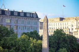 Kleopatrin pamätník