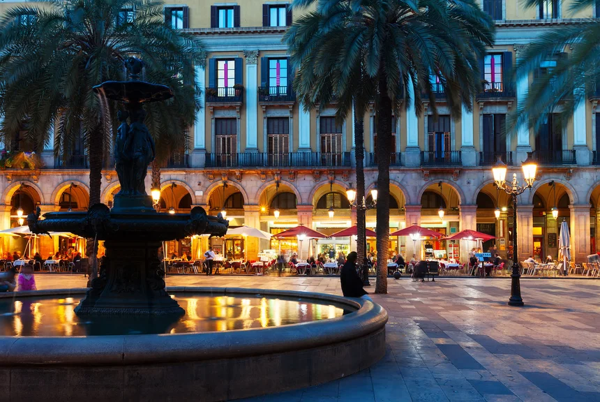 Placa Reial Barcelona Placa Reial Barcelona